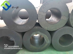 Osłona doku z wydrążonym gumowym zderzakiem w kształcie litery D