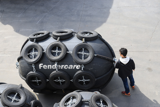 Fendercare Pływające nadmuchiwane pneumatyczne błotniki okrętowe Marine Rubber Fender